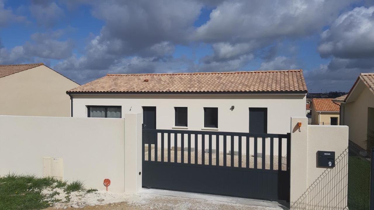 Maison Entiere Moderne Tout Confort De 92M² アングレーム エクステリア 写真
